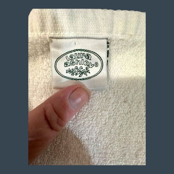 Vintage Laura Ashley White 100% Cotton Hand Towel Bath Luxury Kitchen 18” X 28” - Picture 4 of 6